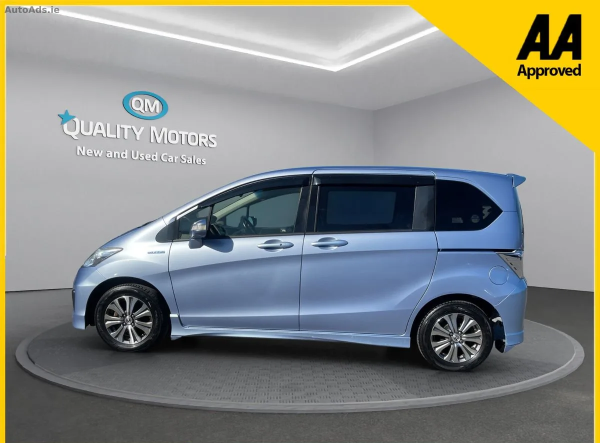 2014 Honda Freed – photo 4