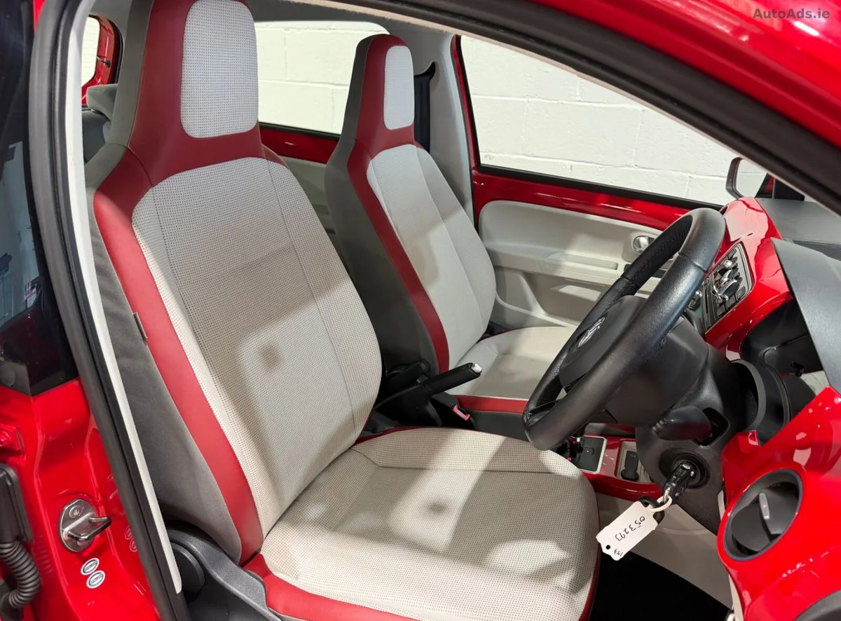 2012 Volkswagen up! – photo 12