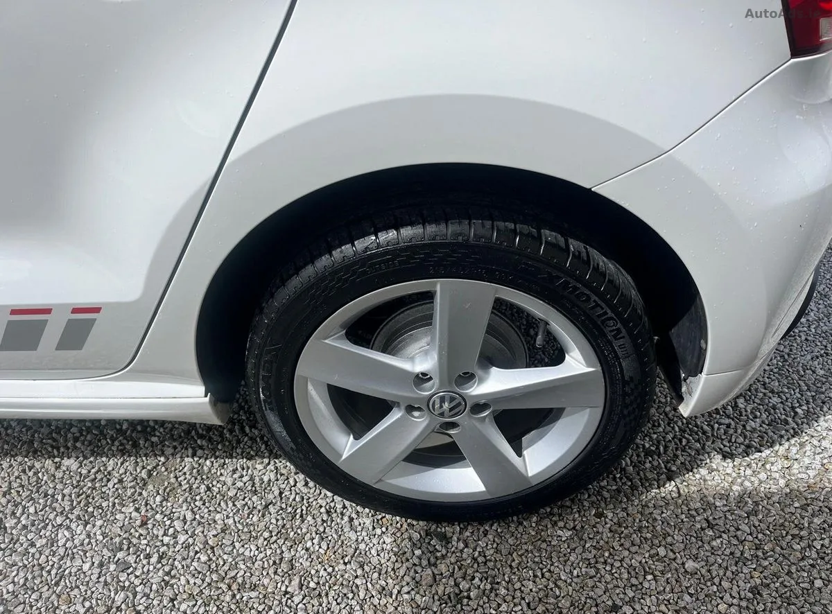 2013 Volkswagen Polo – photo 4