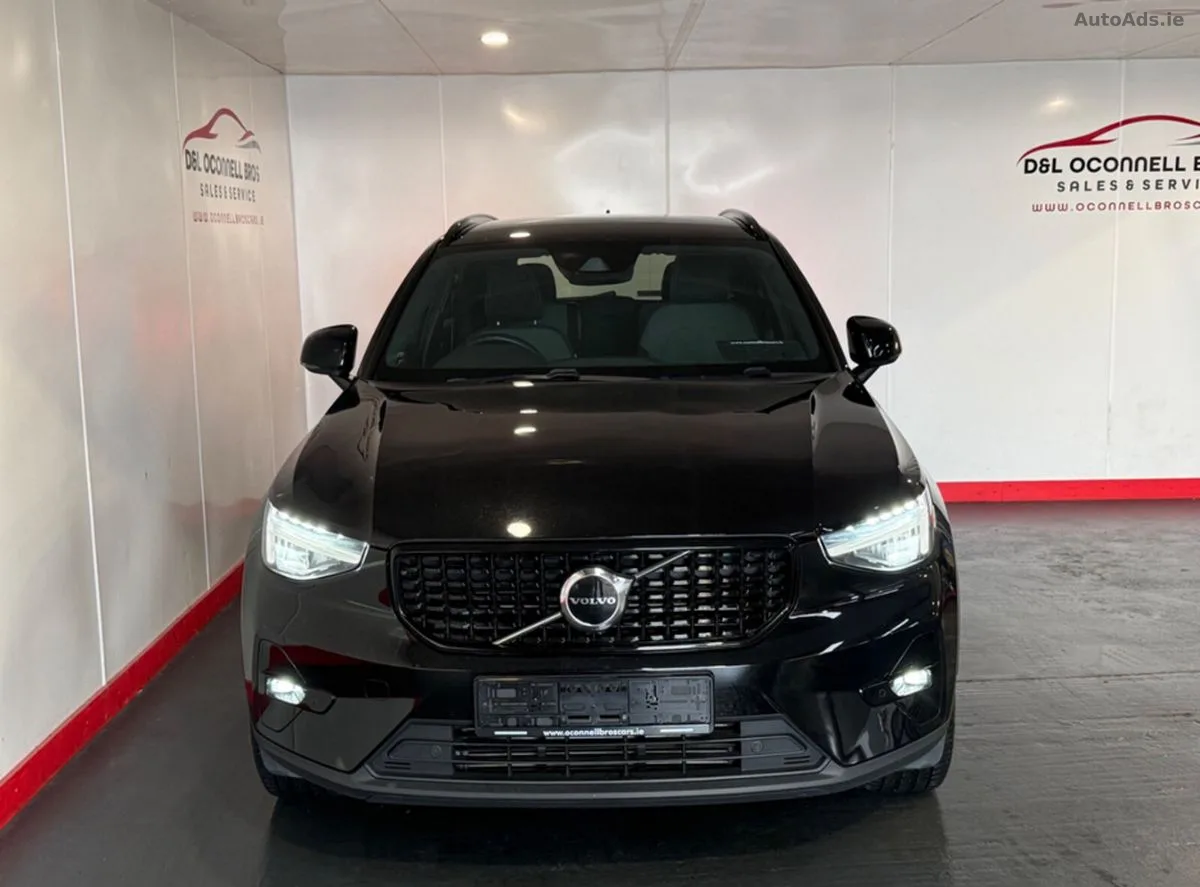 2023 Volvo XC40 – photo 13