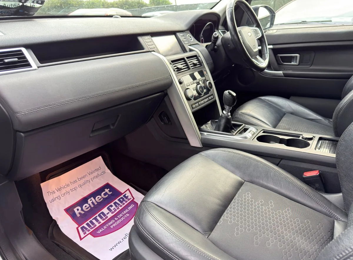 2015 Land Rover Discovery Sport – photo 18