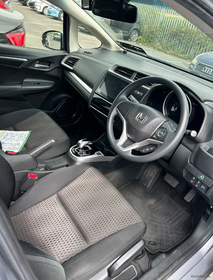 2019 Honda Fit – photo 6