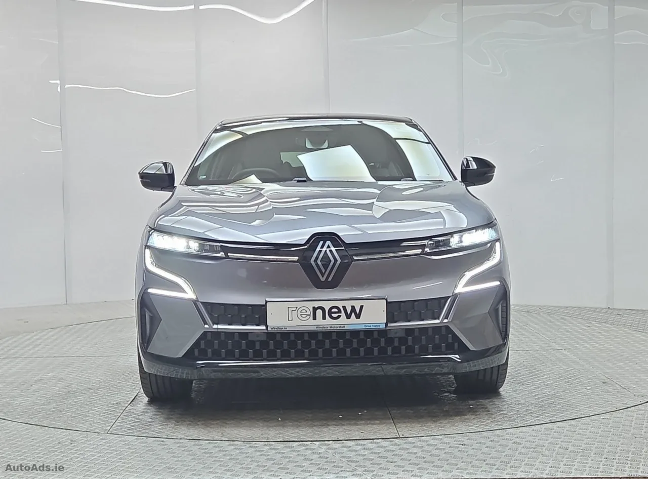 2025 Renault Megane E-Tech – photo 6