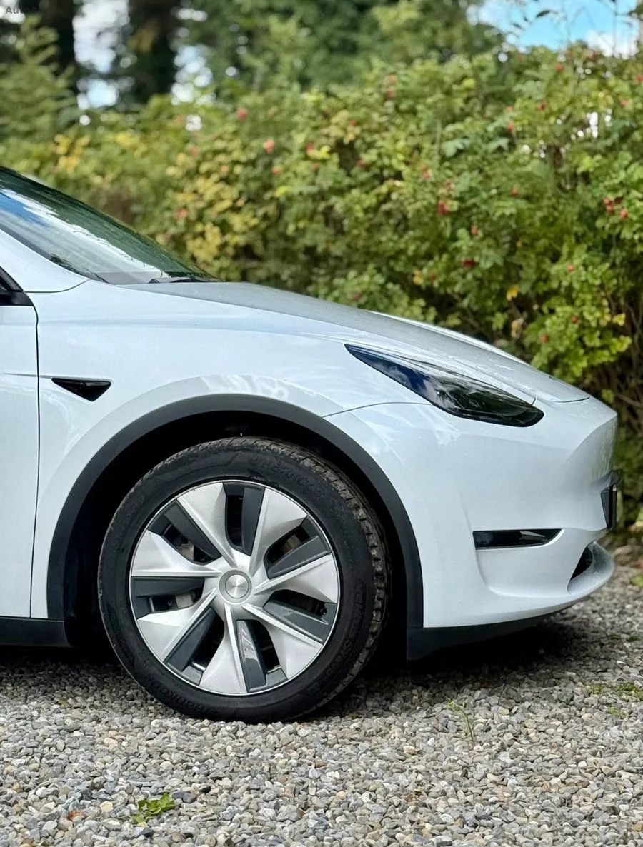 2023 Tesla Model Y – photo 7
