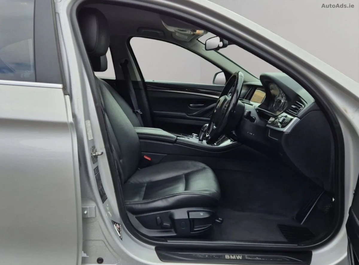 2010 BMW 5-Series – photo 4