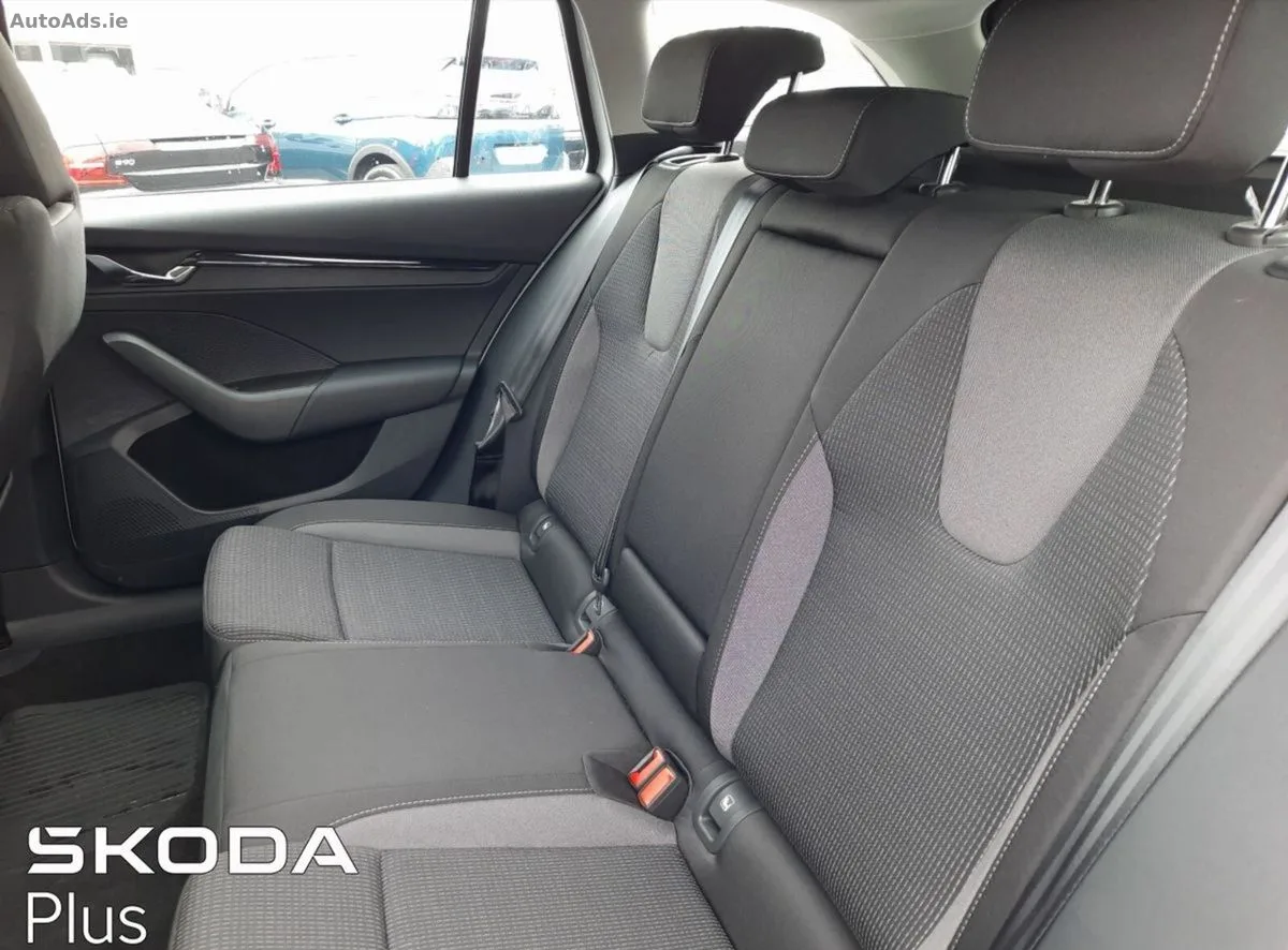 2025 Skoda Octavia – photo 7