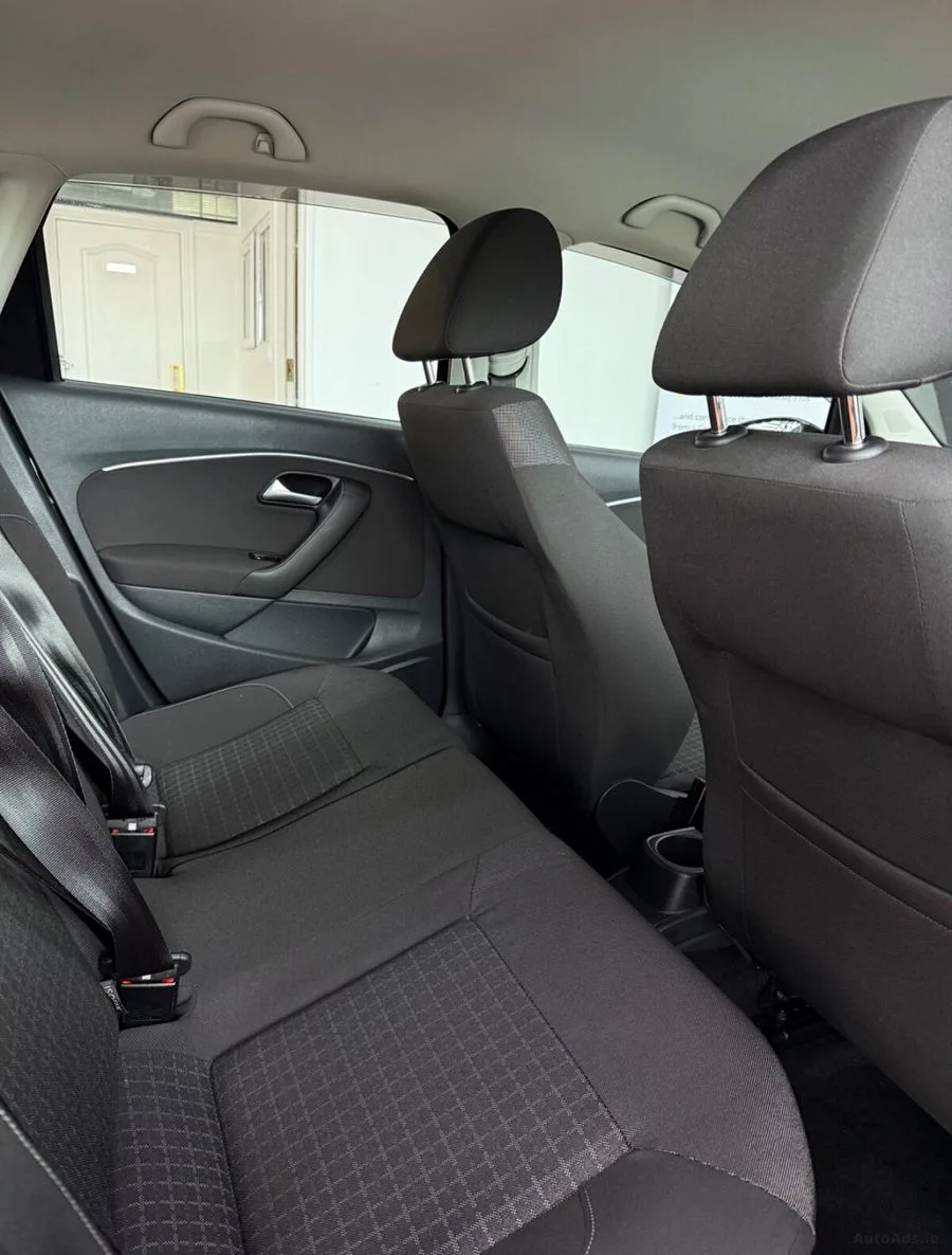 2015 Volkswagen Polo – photo 18