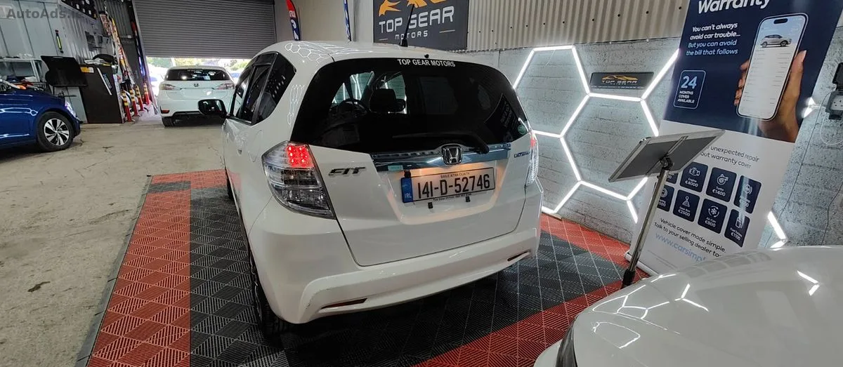 2014 Honda Fit – photo 7