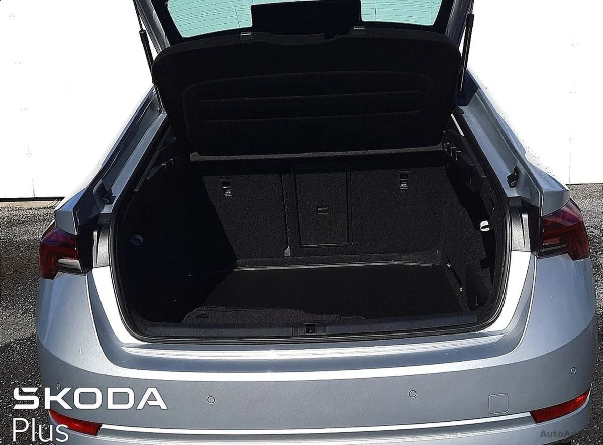 2023 Skoda Octavia – photo 9