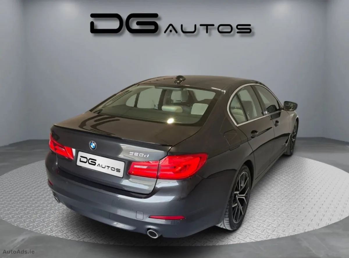 2019 BMW 5-Series – photo 4