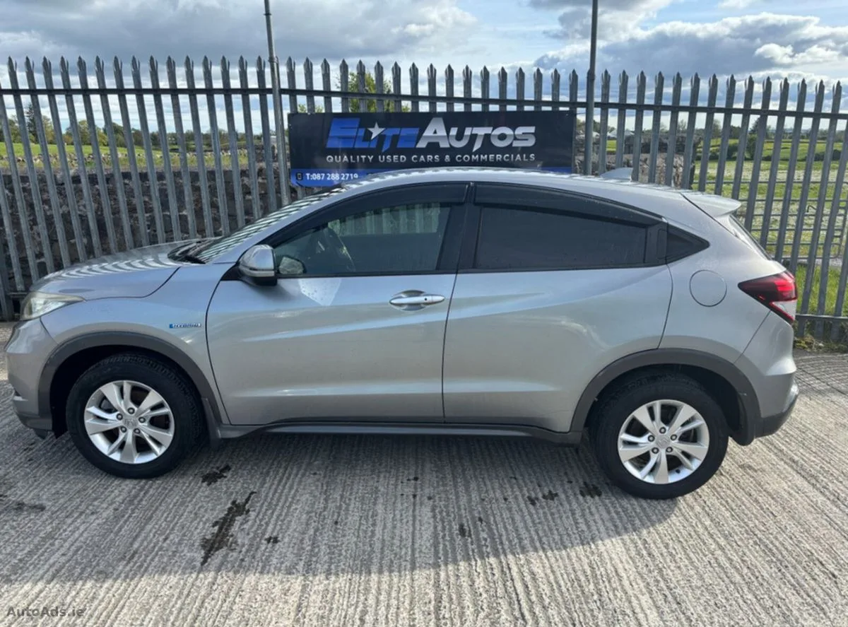 2014 Honda Vezel – photo 3