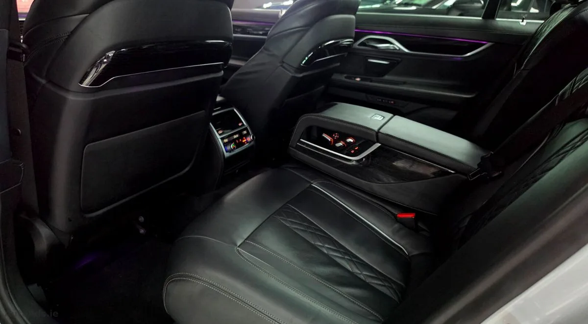 2019 BMW 7-Series – photo 18