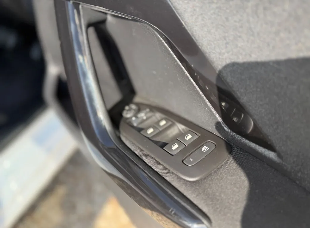 2019 Peugeot 208 – photo 11