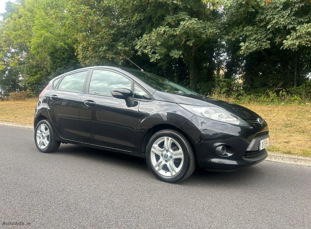 2010 Ford Fiesta