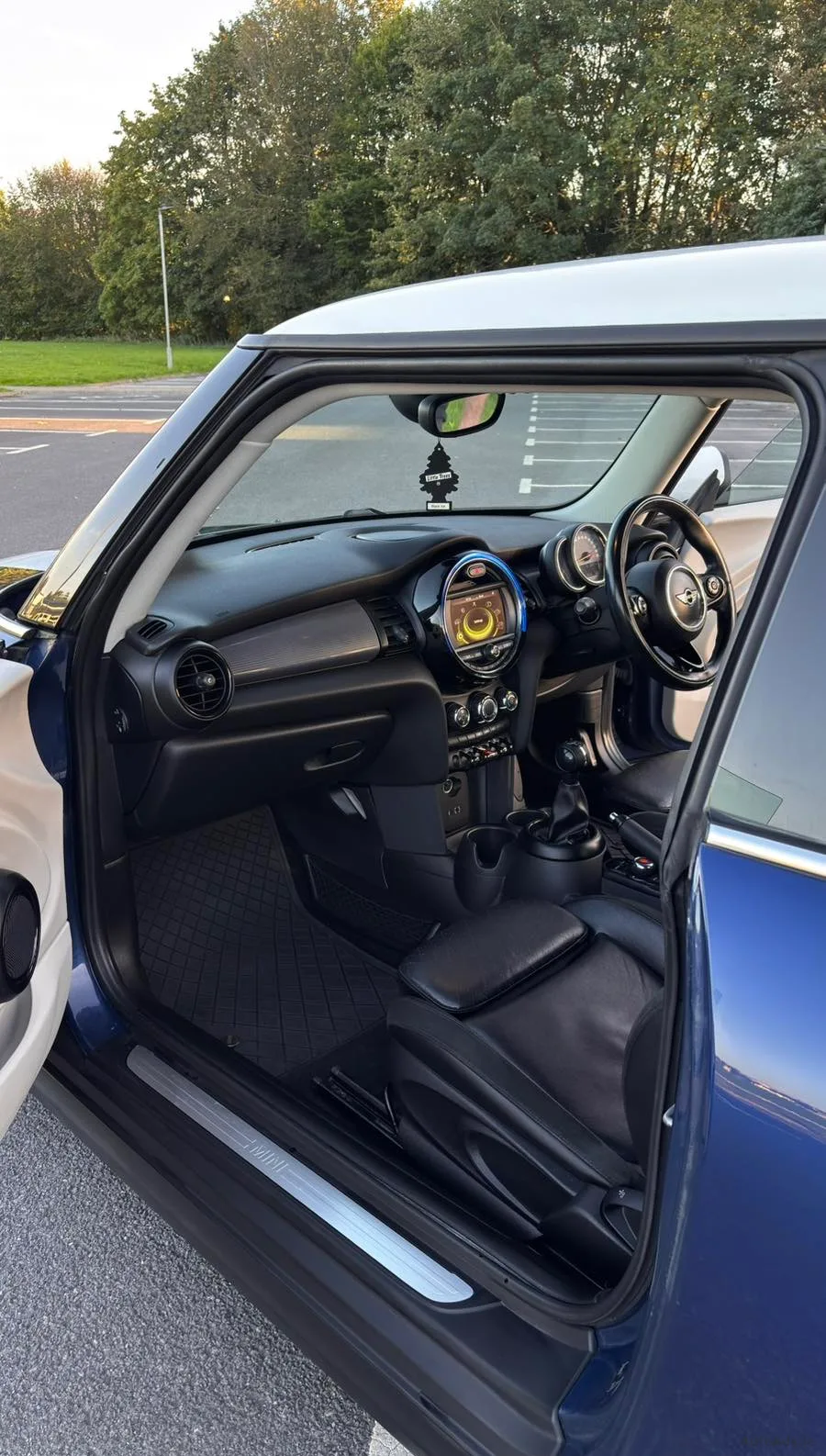 2014 MINI Cooper – photo 6