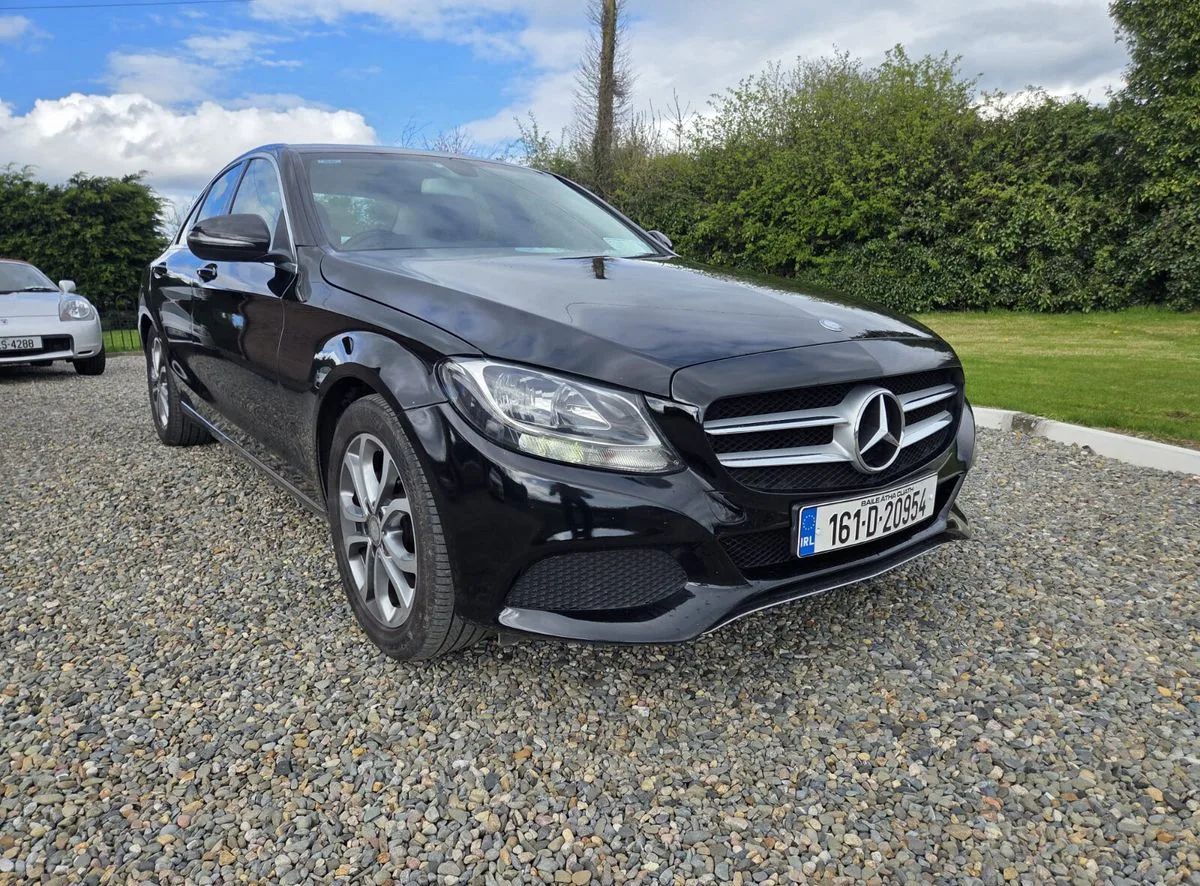 2016 Mercedes-Benz C-Class