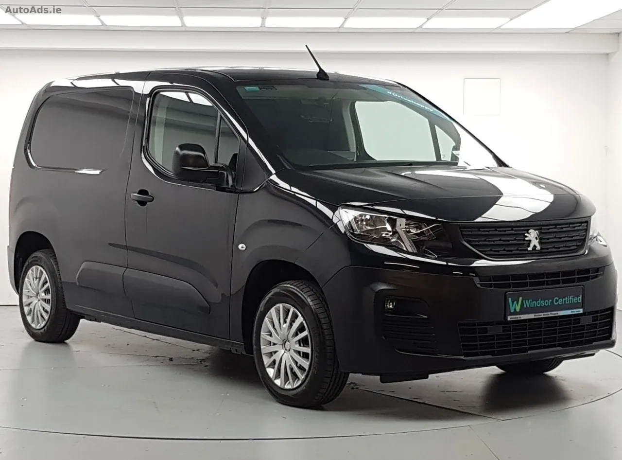2023 Peugeot Partner