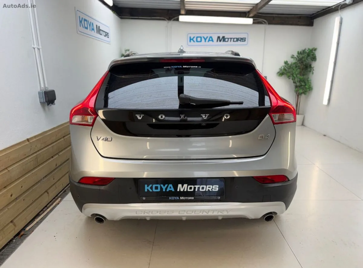 2016 Volvo V40 – photo 14