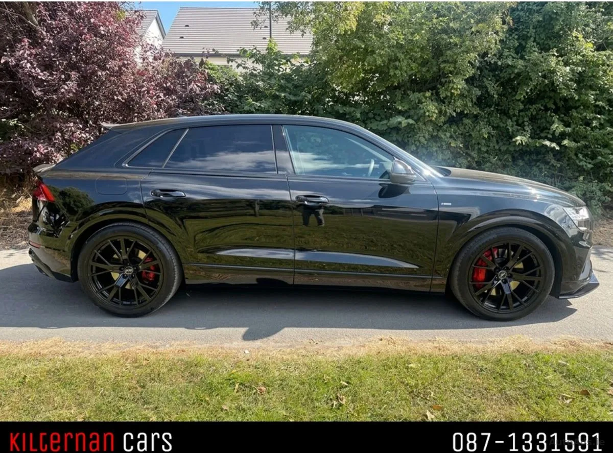 2023 Audi Q8 – photo 2
