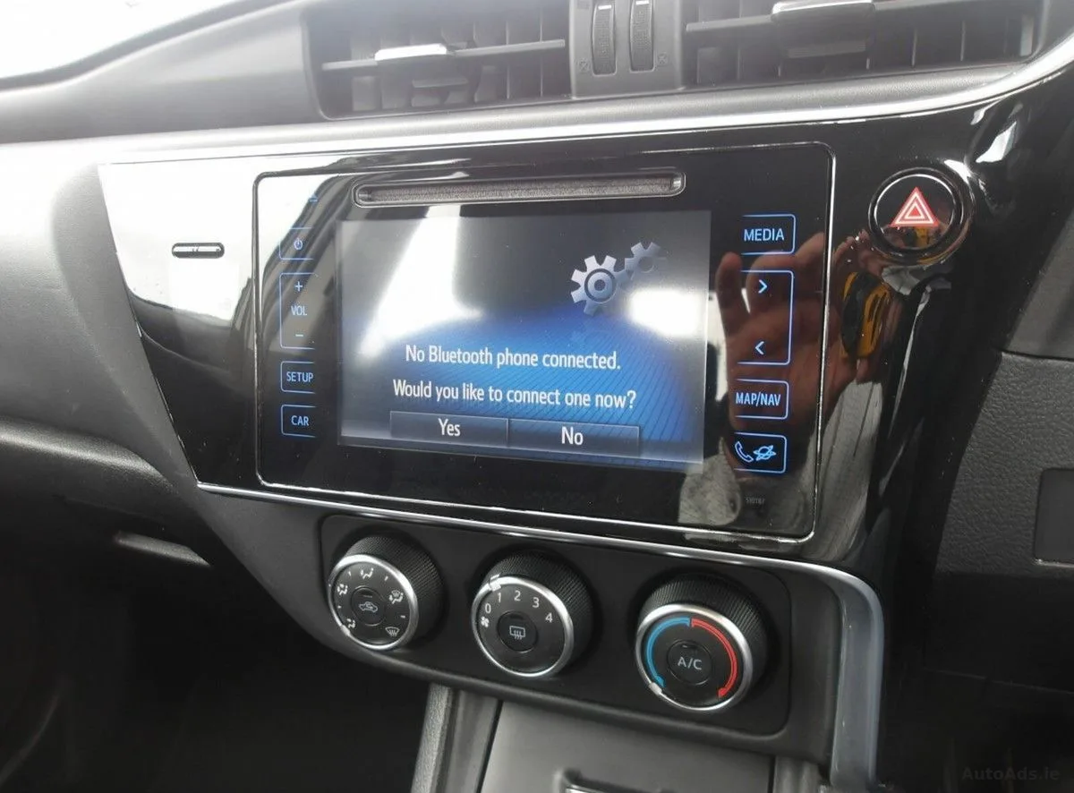 2017 Toyota Corolla – photo 4