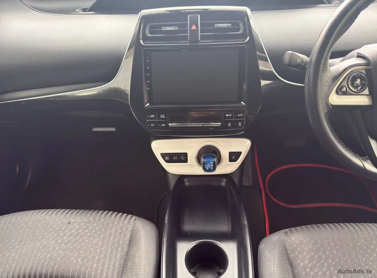 2017 Toyota Prius – photo 15