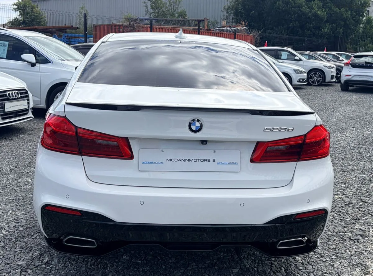 2019 BMW 5-Series – photo 4