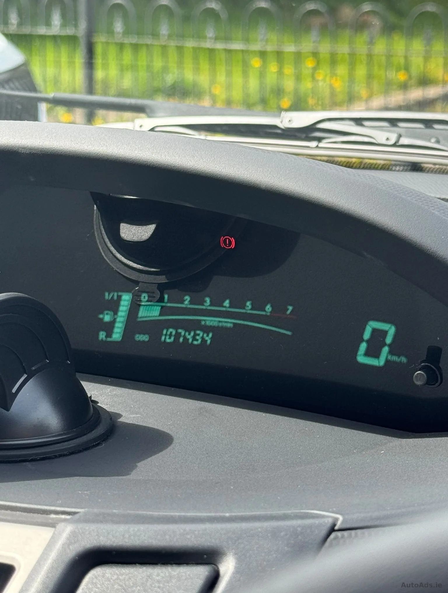 2011 Toyota Yaris – photo 10