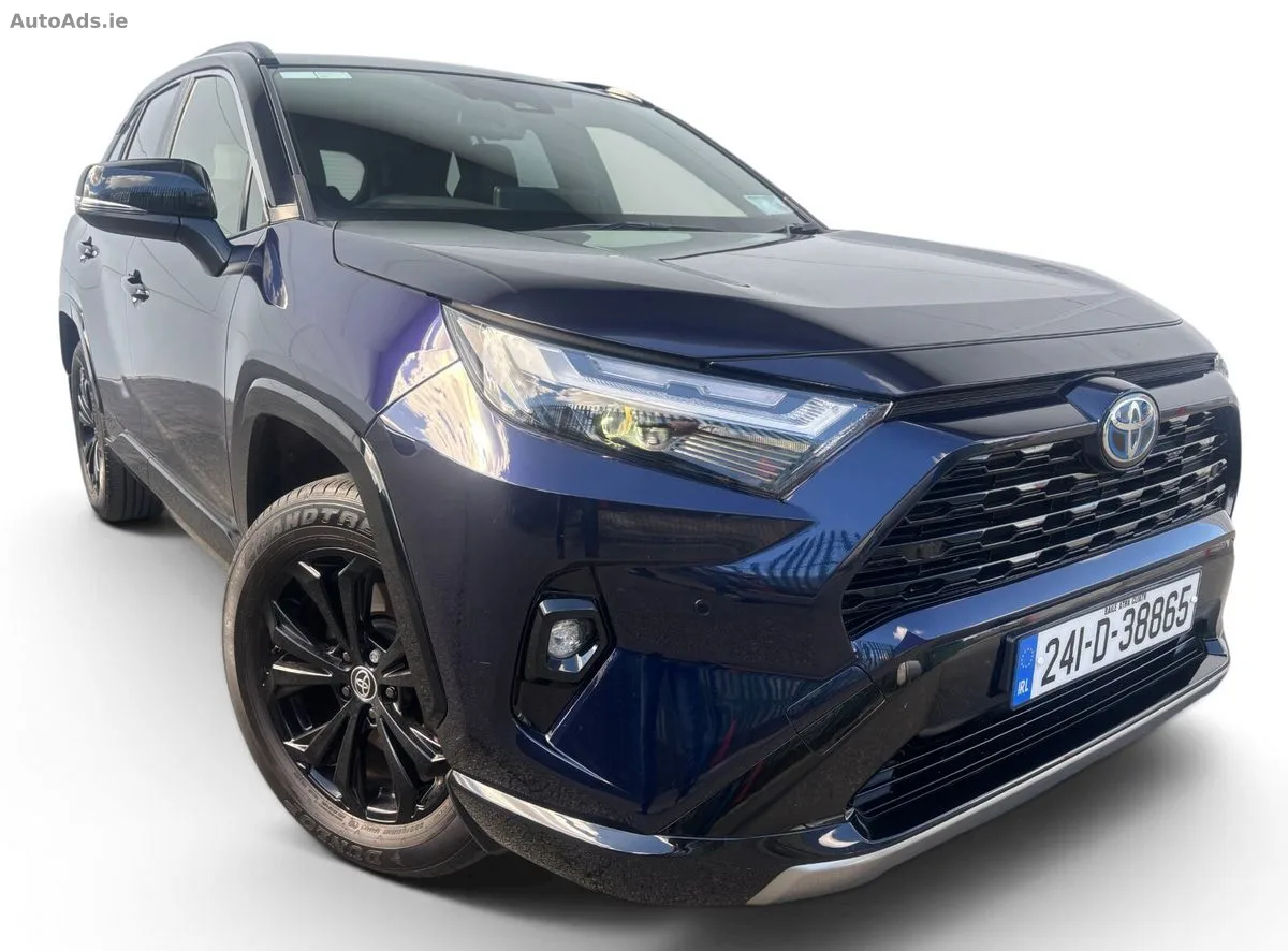 2024 Toyota RAV4 – photo 2