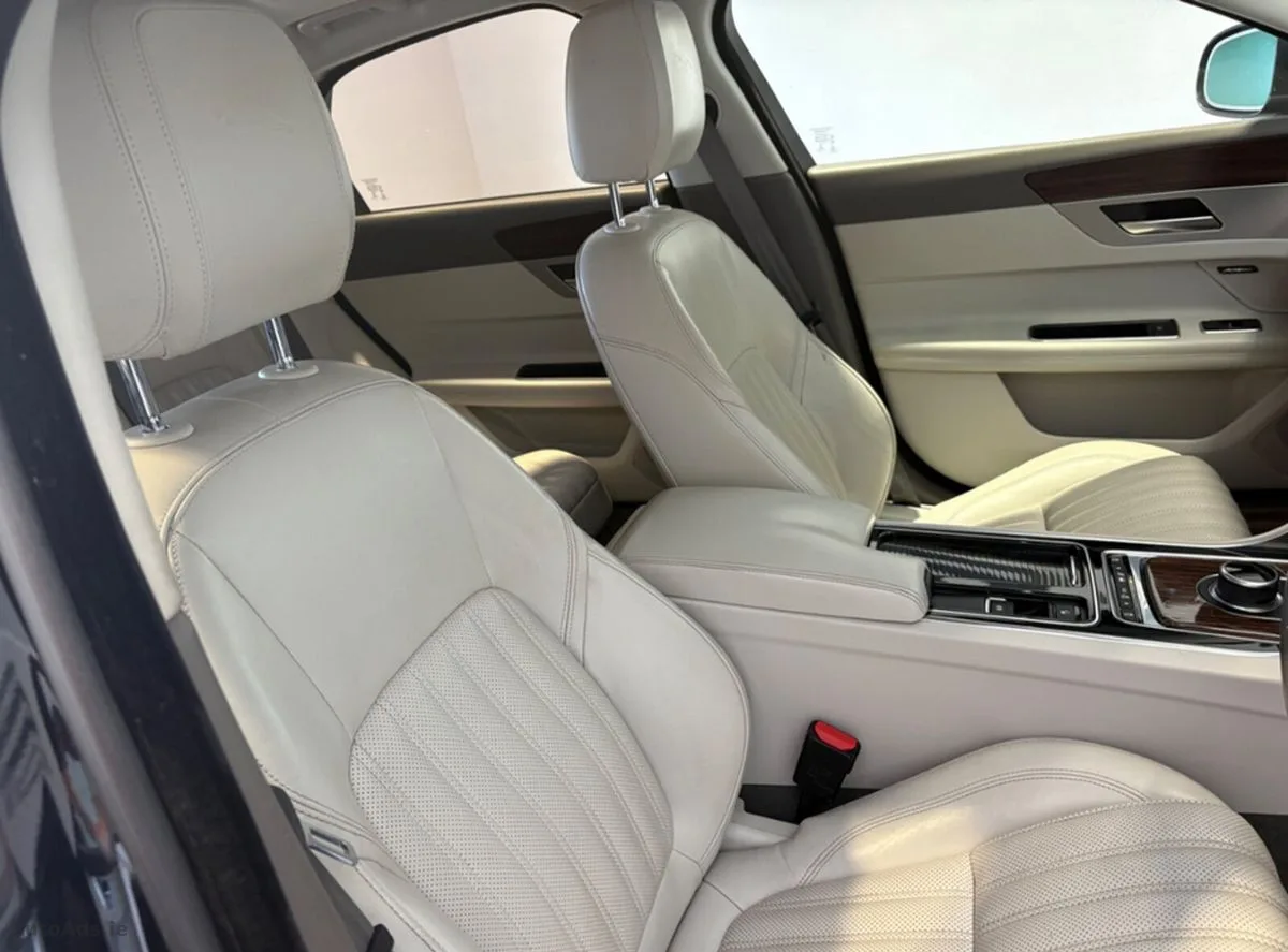 2018 Jaguar XF – photo 8