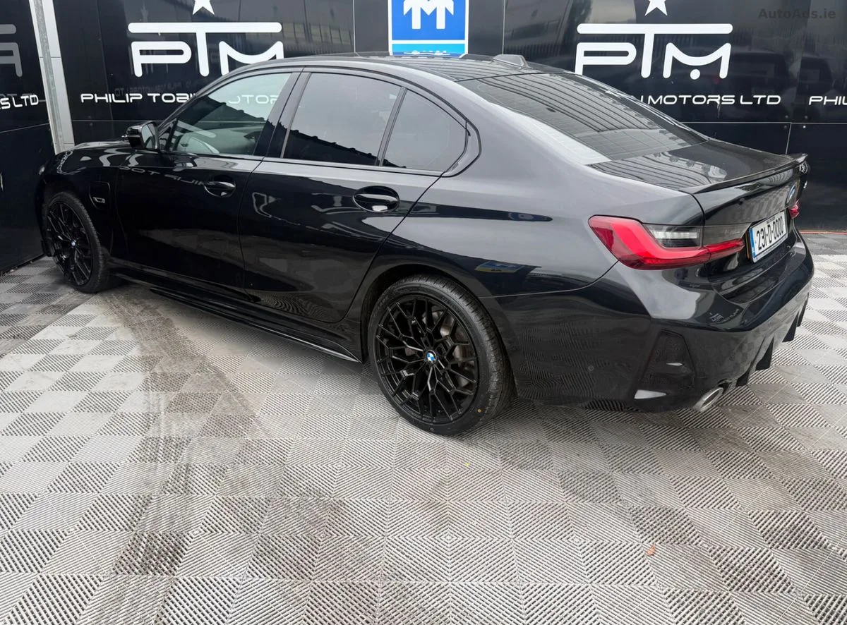 2023 BMW 3-Series – photo 6