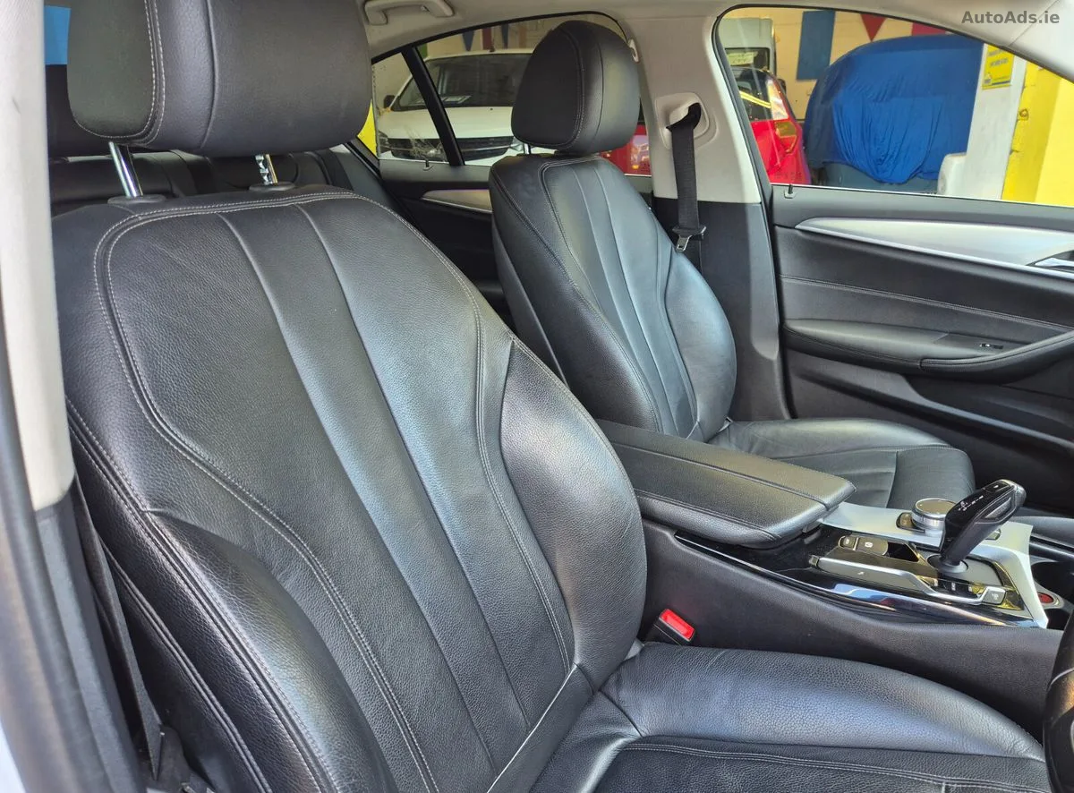 2019 BMW 5-Series – photo 5