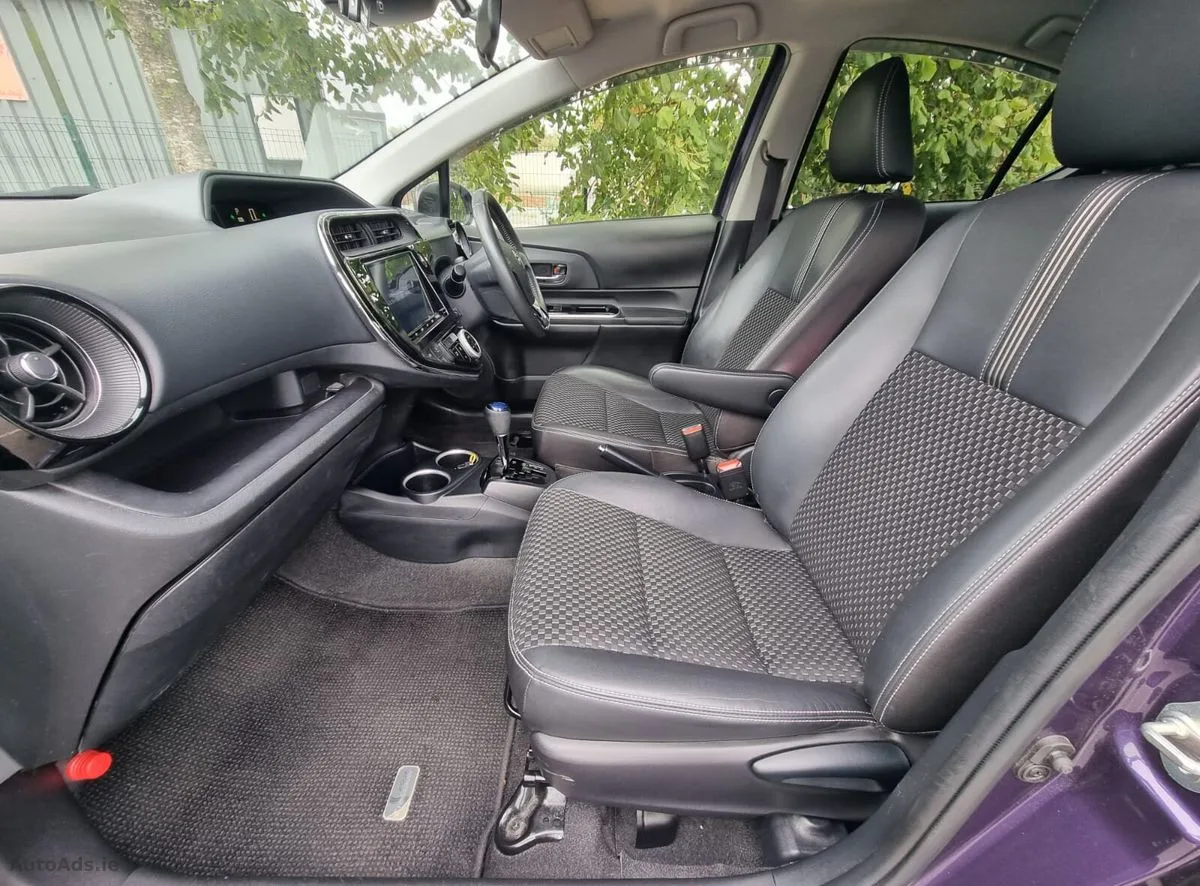 2019 Toyota Aqua – photo 16