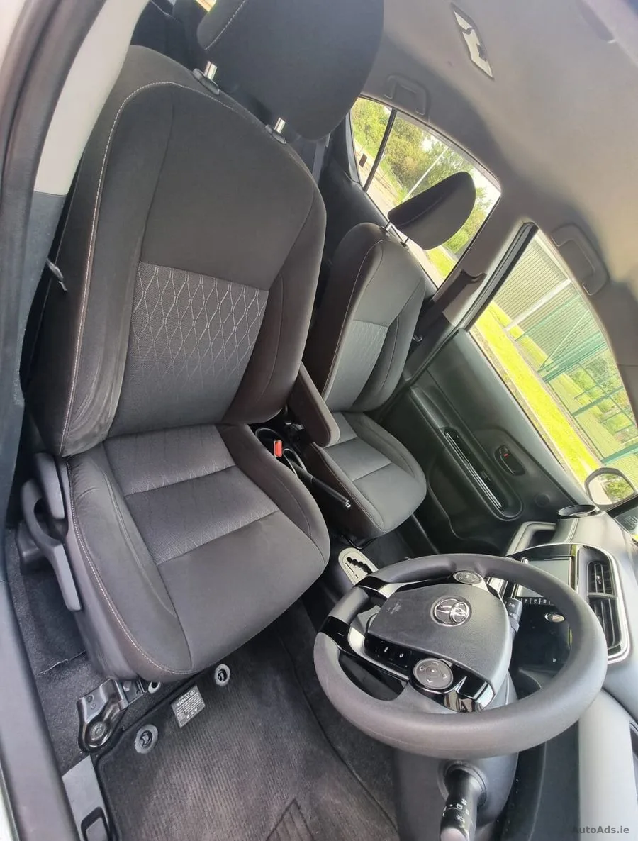 2020 Toyota Aqua – photo 13