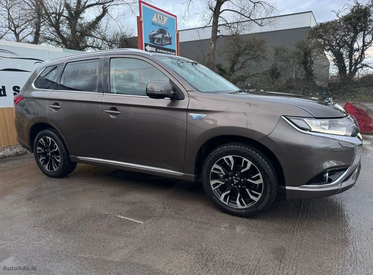 2016 Mitsubishi Outlander – photo 3