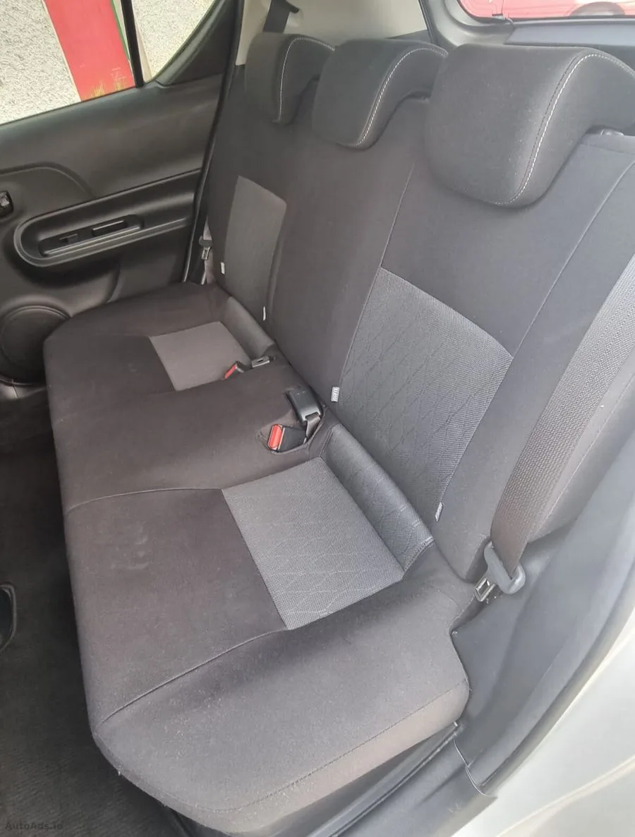 2020 Toyota Aqua – photo 18