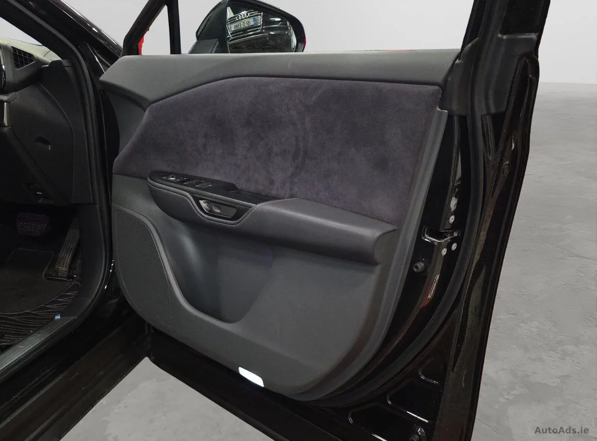 2024 Lexus RZ – photo 11