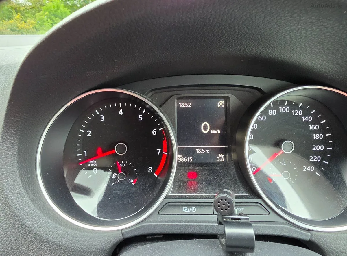 2015 Volkswagen Polo – photo 11