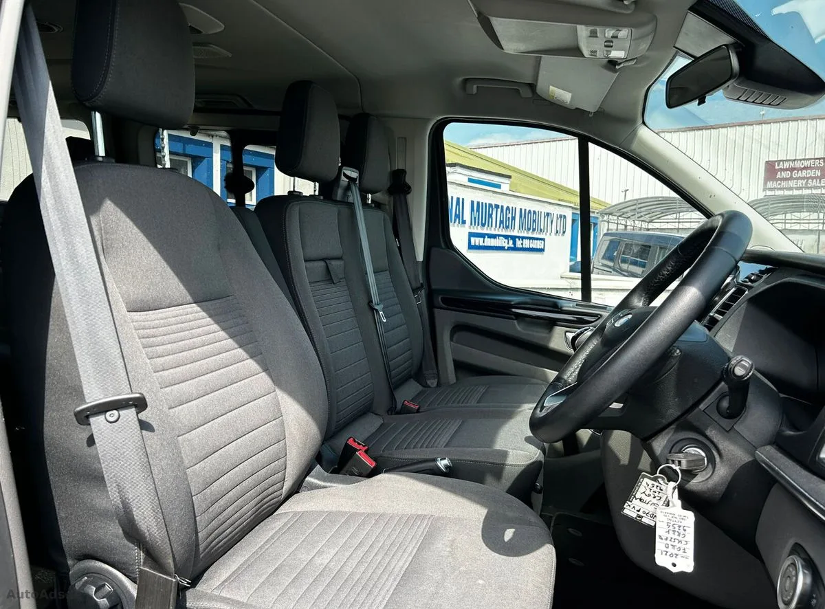 2021 Ford Tourneo Custom – photo 15