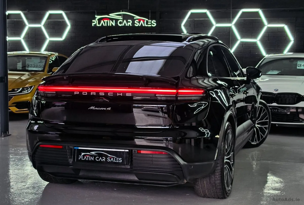 2024 Porsche Macan – photo 12