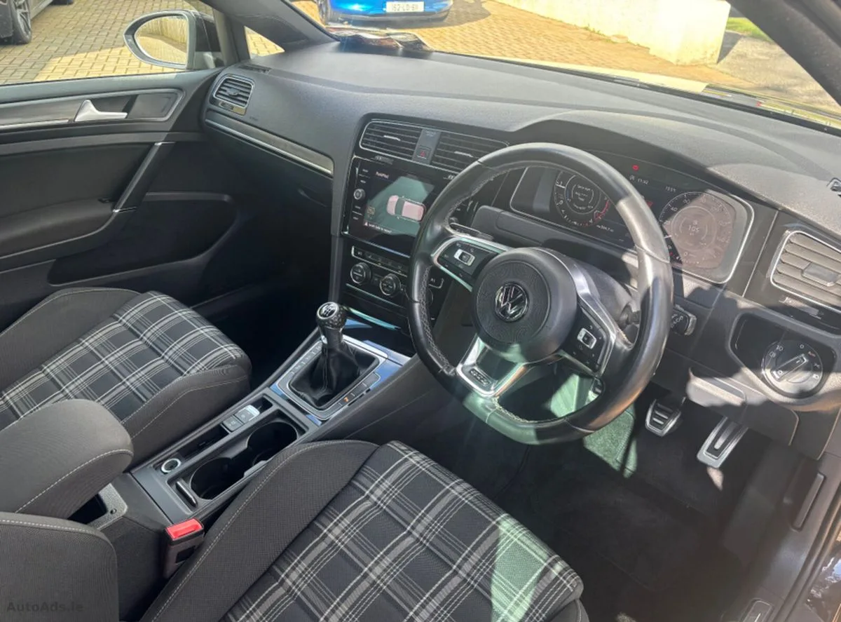 2018 Volkswagen Golf – photo 10