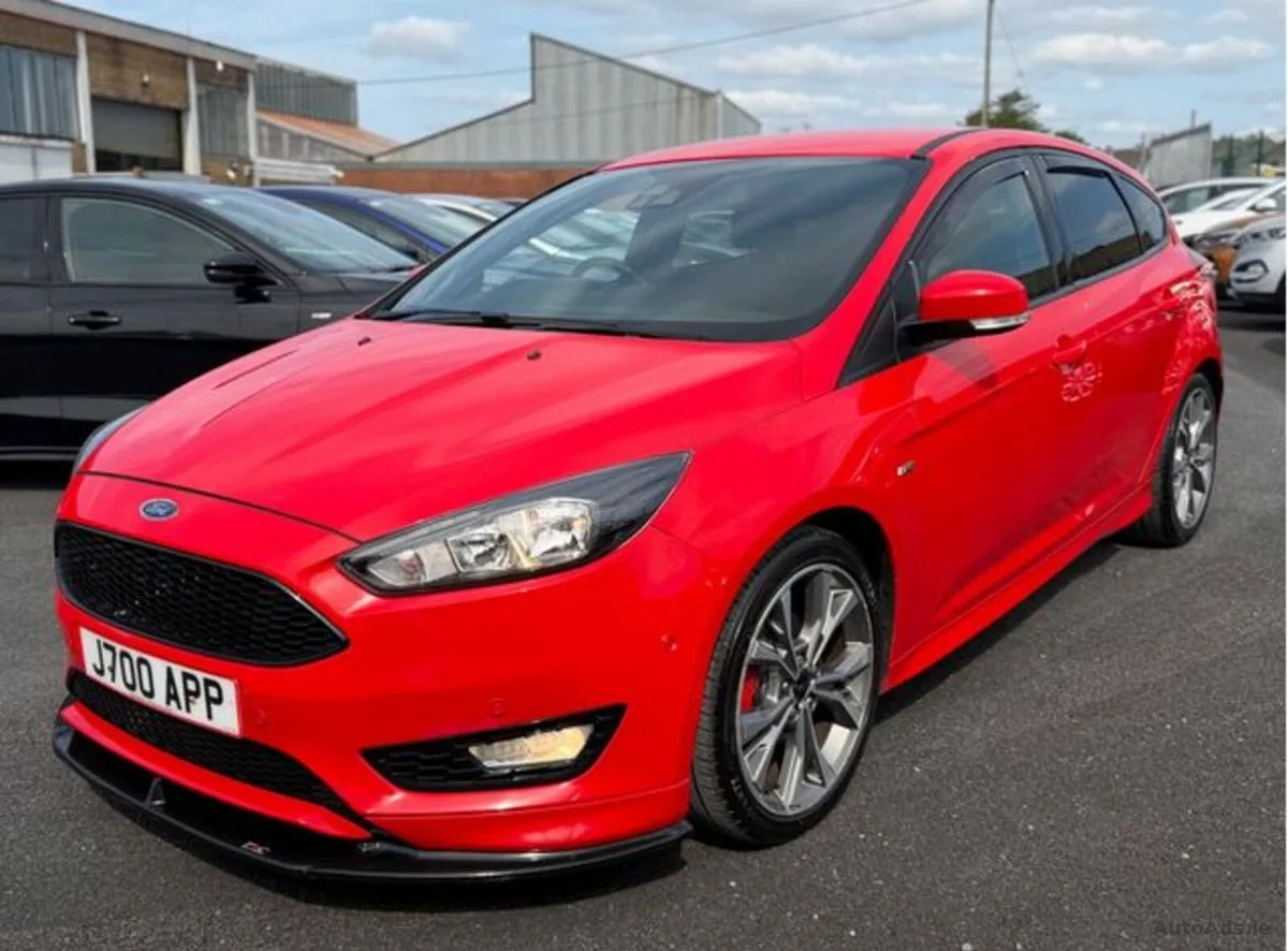 2017 Ford Focus – photo 3