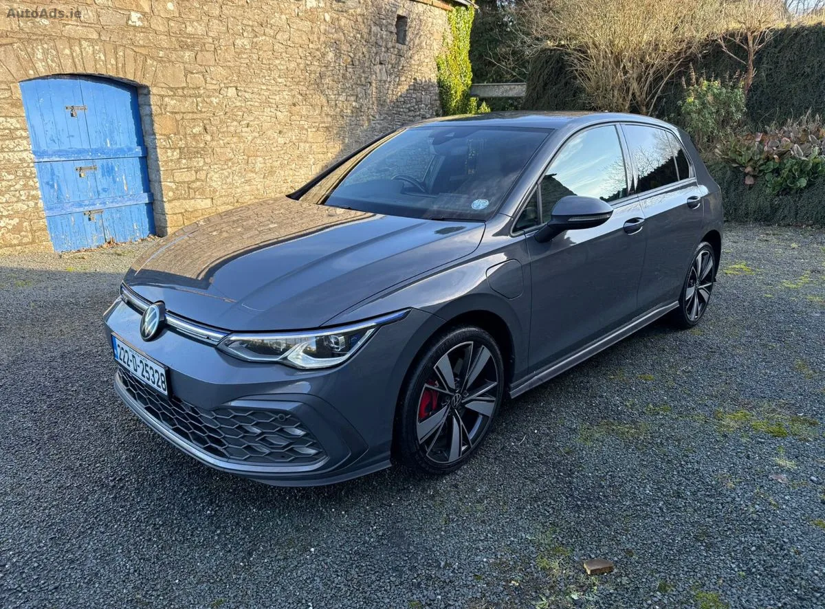 2022 Volkswagen Golf – photo 4