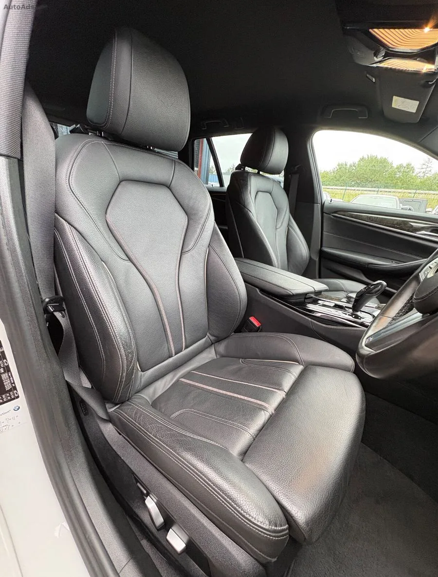 2017 BMW 5-Series – photo 14