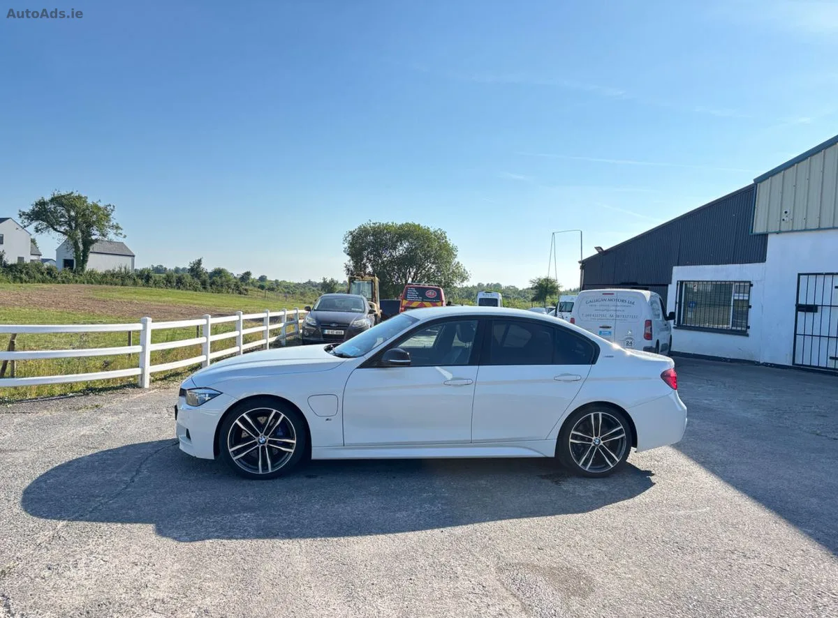 2018 BMW 3-Series – photo 14
