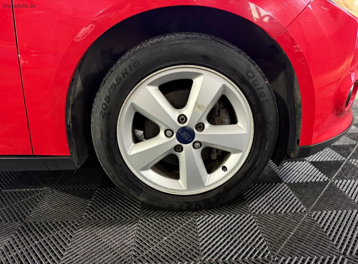 2011 Ford Focus – photo 7
