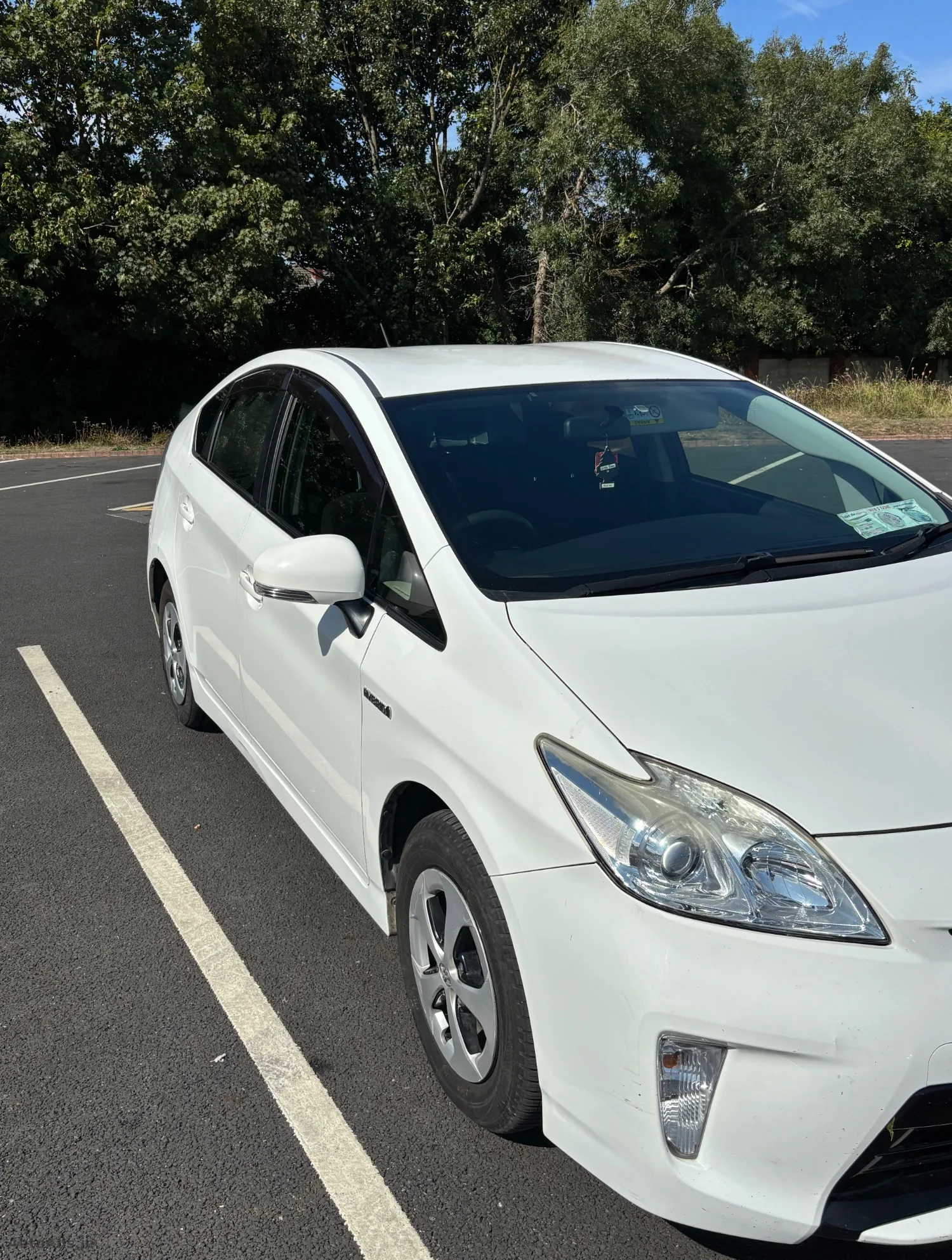 2015 Toyota Prius – photo 2