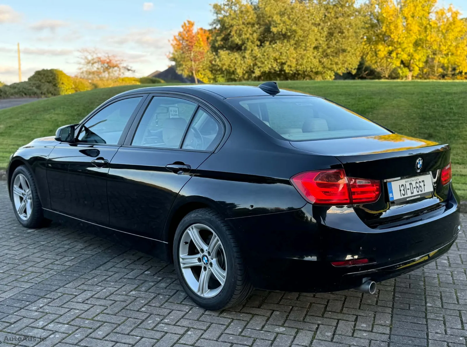 2013 BMW 3 Series – photo 4