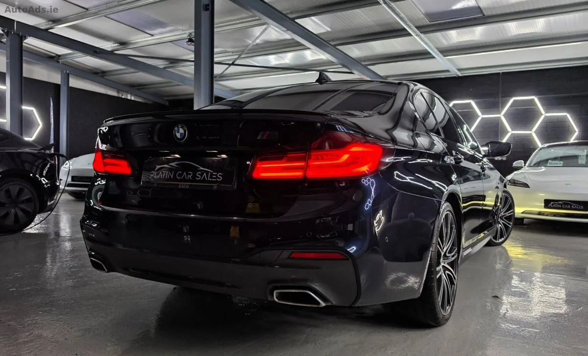 2018 BMW 5-Series – photo 6