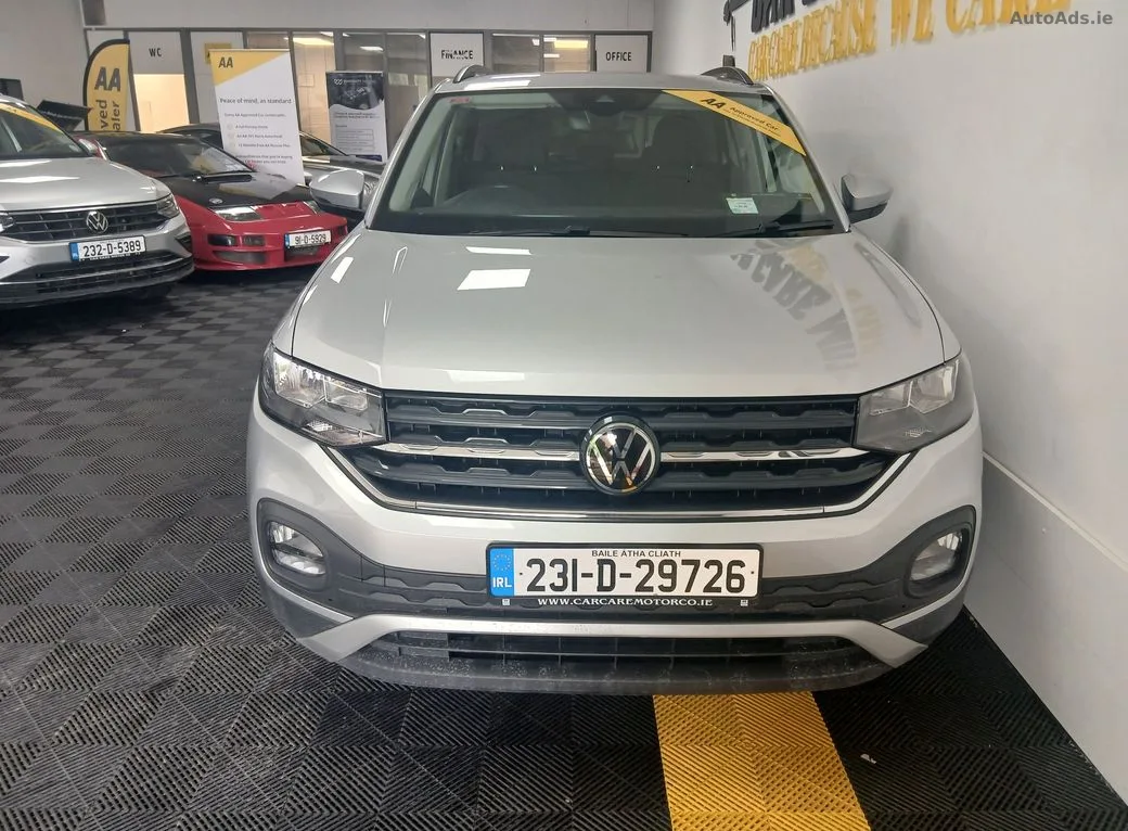 2023 Volkswagen T-Cross – photo 2