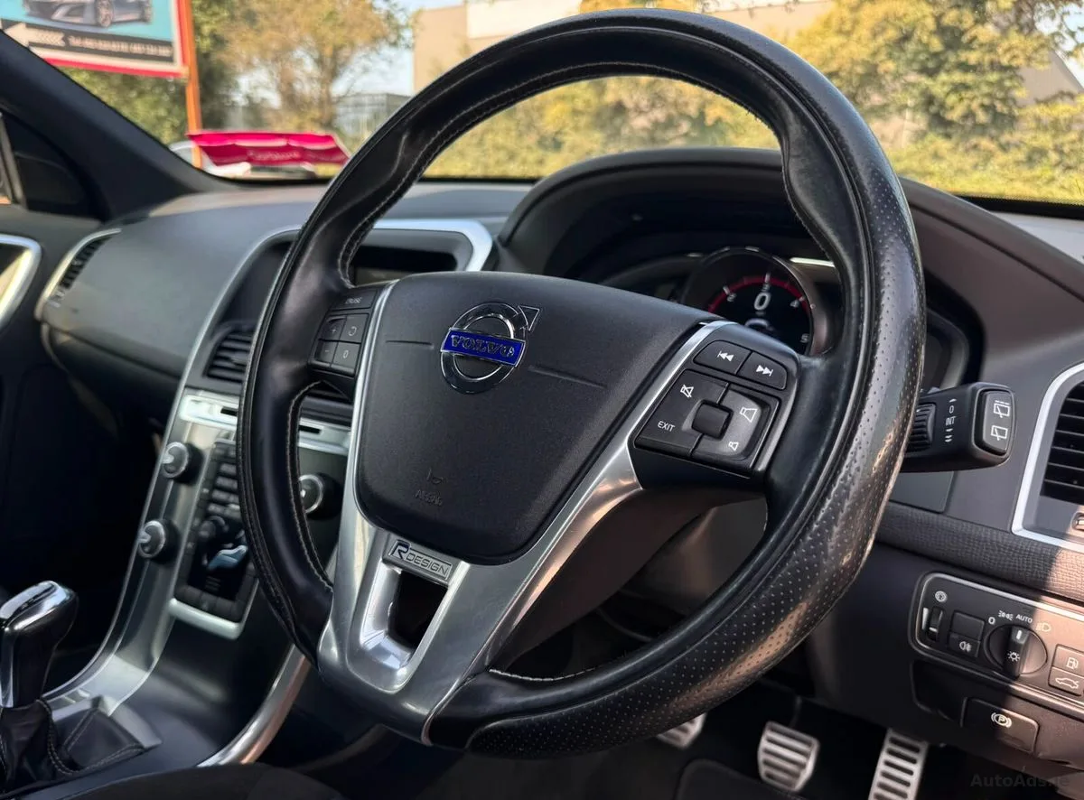 2016 Volvo XC60 – photo 19